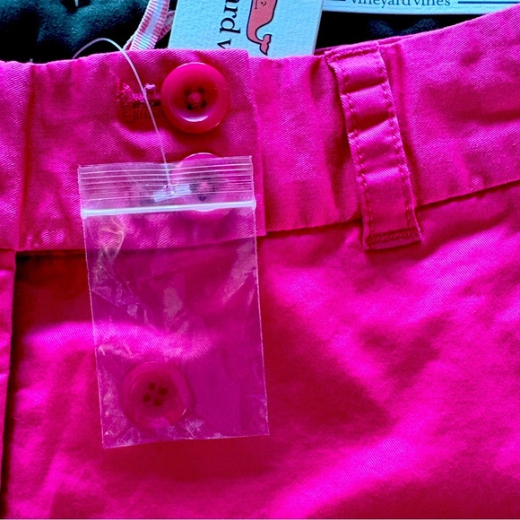 Pink (Rhododendron) Vineyard Vines Women's Dayboat Shorts, Size 0
NWT - Picture 4 of 8